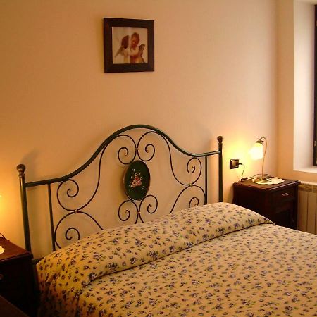 Residenza Antica Corte Villa Picta Buglio in Monte Екстер'єр фото