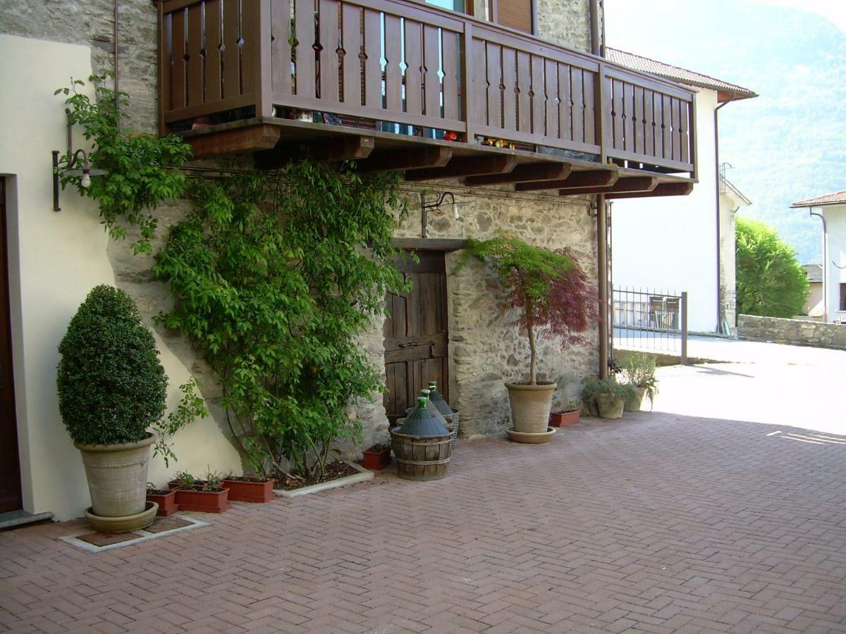 Residenza Antica Corte Villa Picta Buglio in Monte Екстер'єр фото